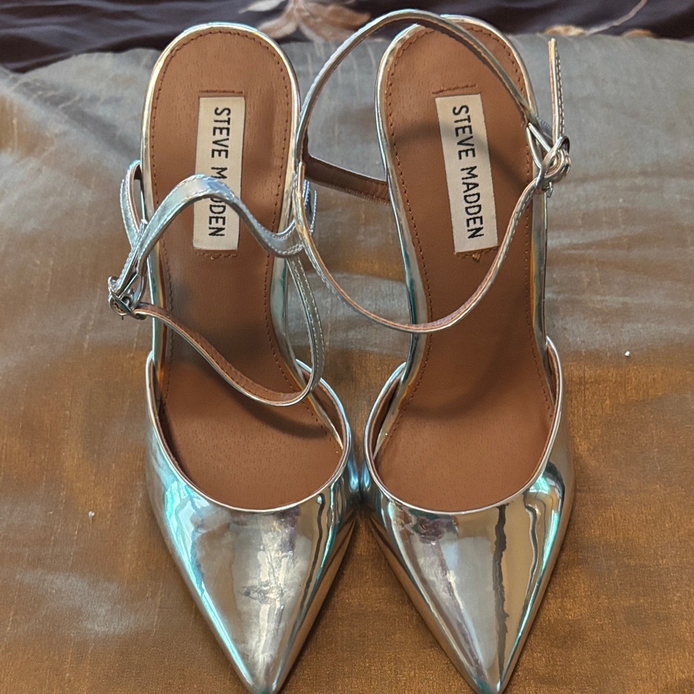 Steve Madden Shiny Silver Pointed Heels